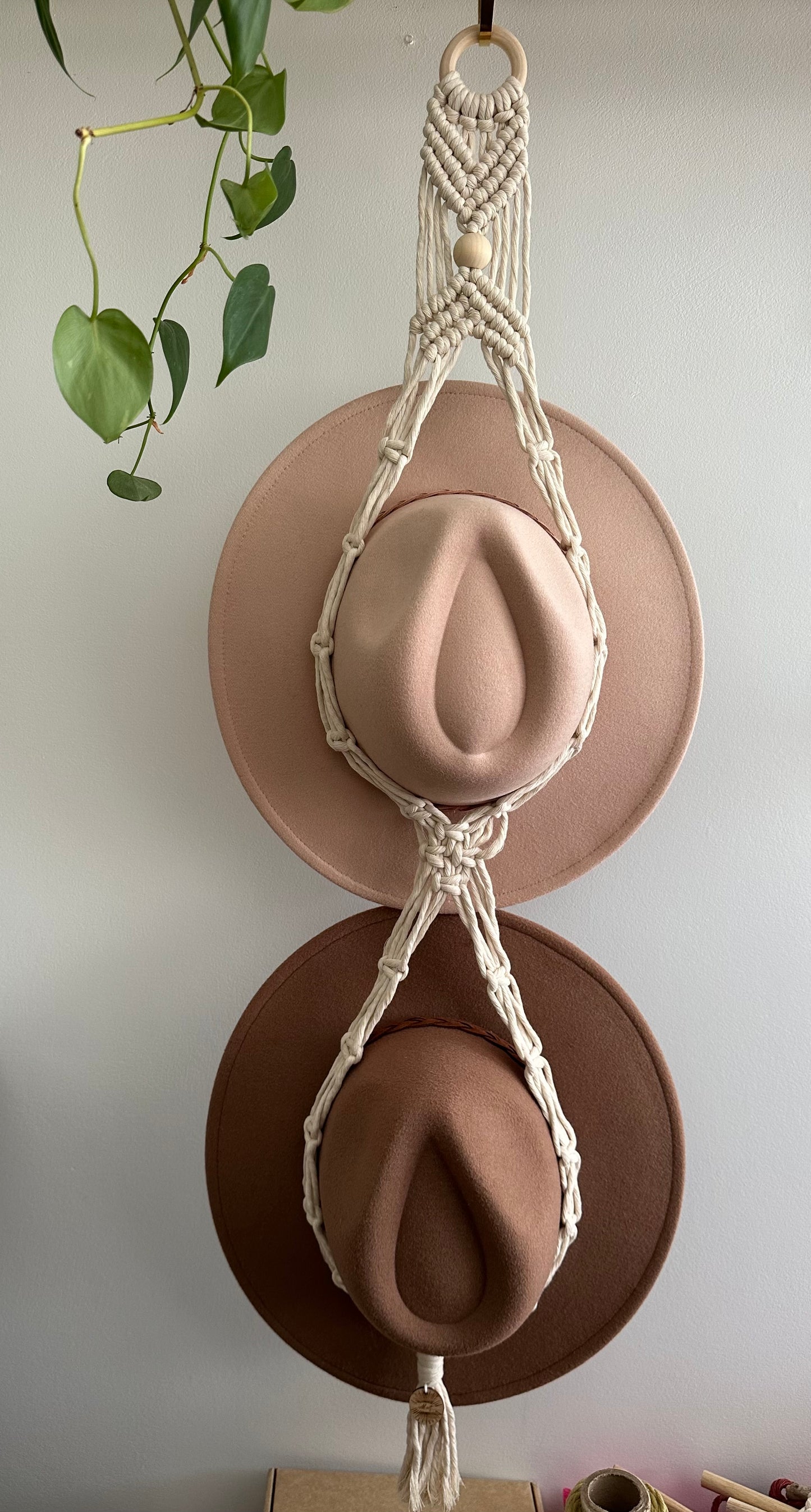 Hat Hanger ‘Stevie’ Double