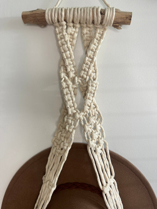 Hat Hanger ‘Dolly’