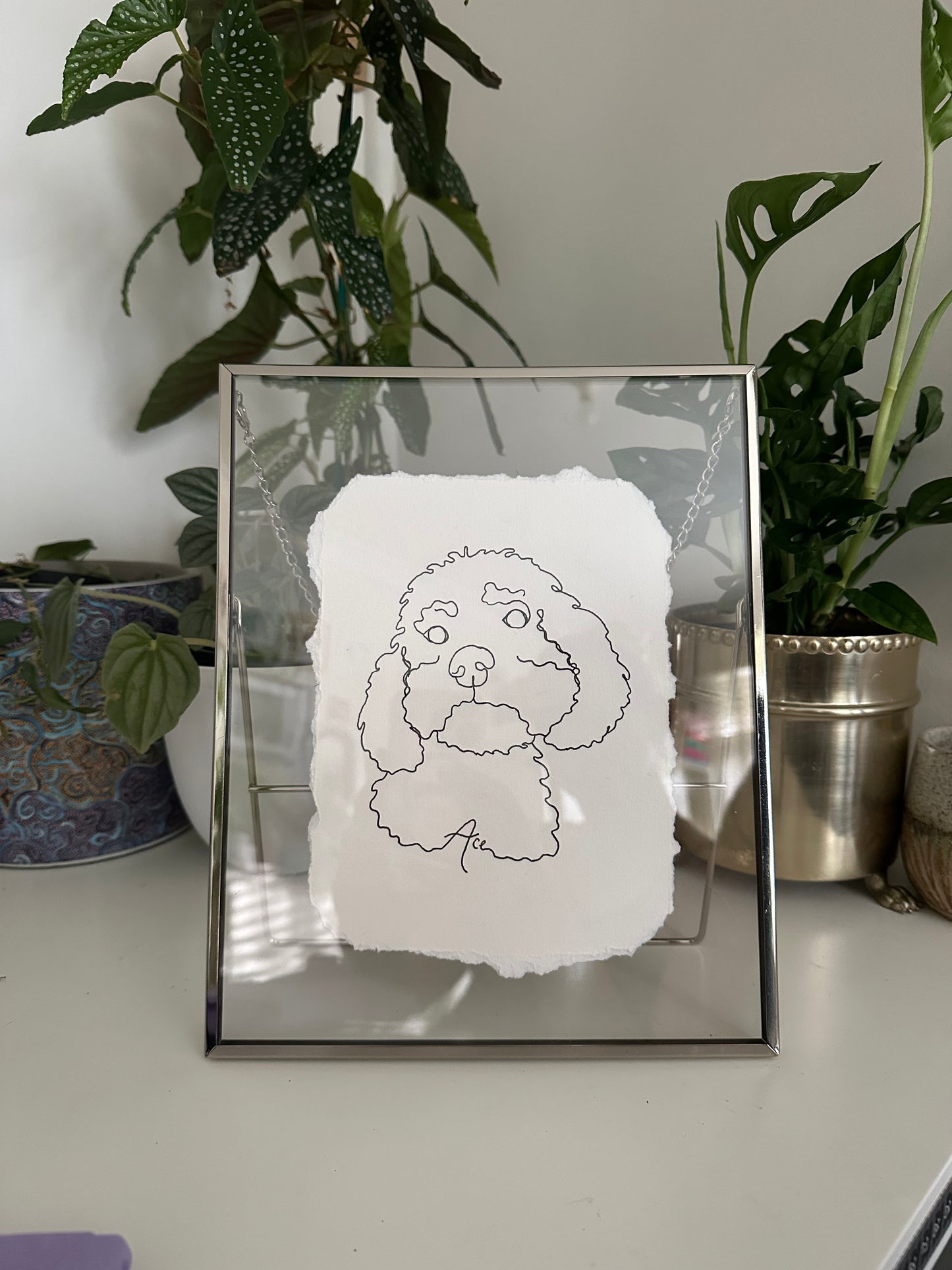 One-line style mini portraits